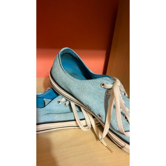 Light Blue Converse Sneakers CP - Picture 2 of 8